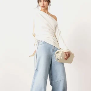 Off shoulder top in beige